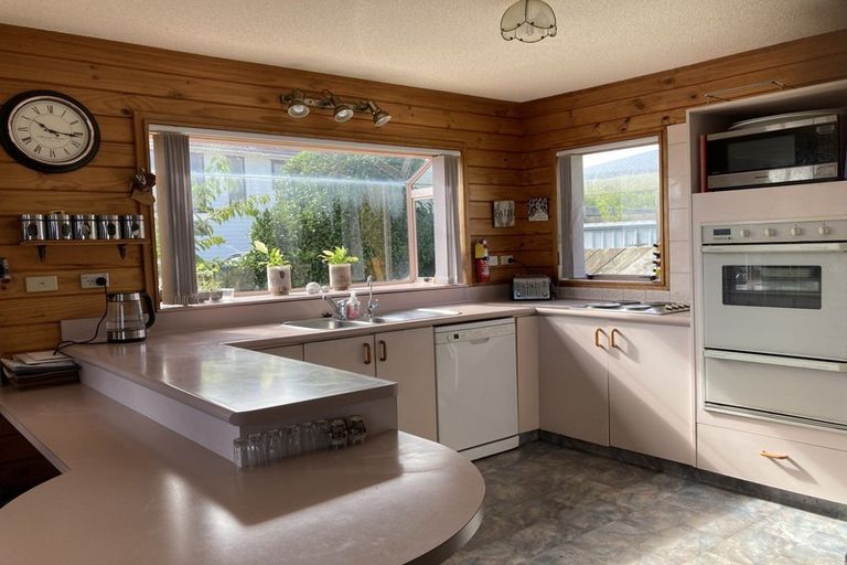 Photo of property in 7 Walmer Grove, Bell Block, New Plymouth, 4312