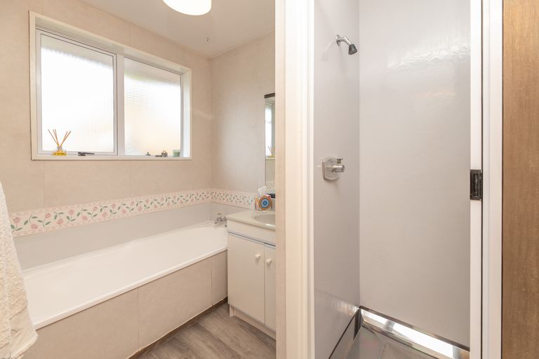 Photo of property in 1/25 Peebles Drive, Hei Hei, Christchurch, 8042