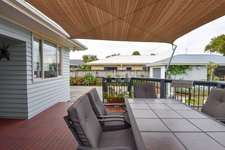 Photo of property in 240 High Street North, Carterton, 5713