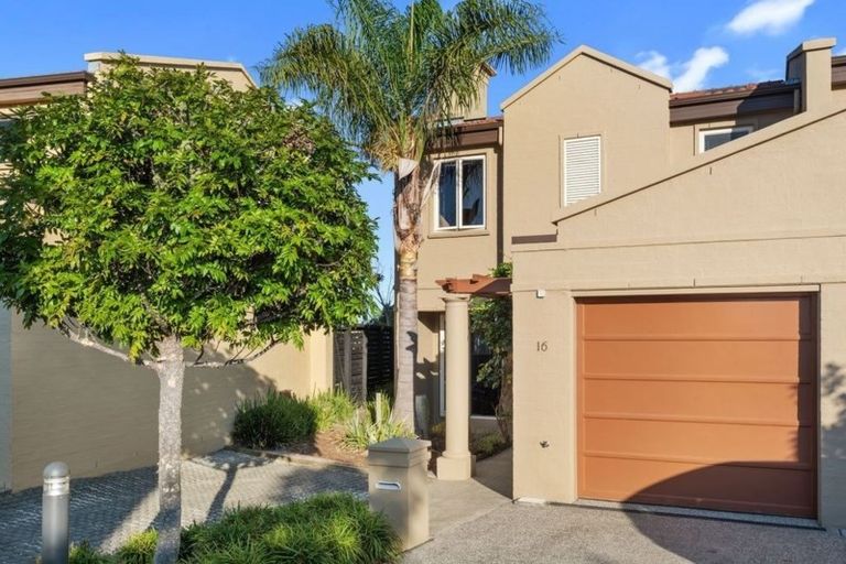 Photo of property in Point Ridge, 16/130 Gills Road, Albany Heights, Auckland, 0632