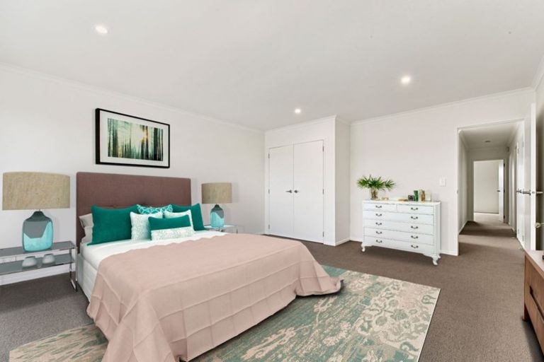 Photo of property in 7 Symes Drive, Red Beach, 0932