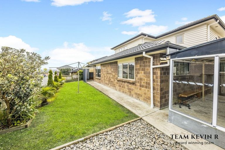 Photo of property in 3 Kirikiri Drive, Papakura, 2110