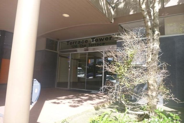 Photo of property in Terrace Tower Apartments, 2f/126 The Terrace, Wellington Central, Wellington, 6011