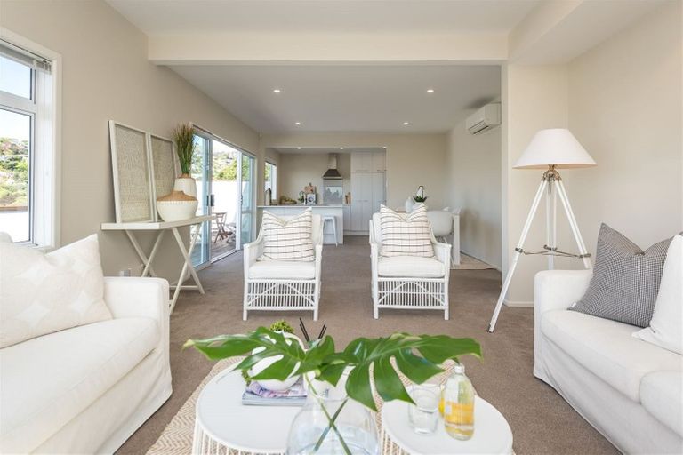 Photo of property in 71 Mount Pleasant Road, Mount Pleasant, Christchurch, 8081