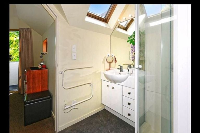 Photo of property in 2/11 Ayr Street, Riccarton, Christchurch, 8011