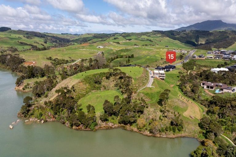 Photo of property in 15 Ruruhi Street, Raglan, 3225