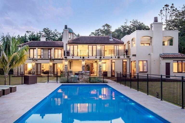 Photo of property in 249b Paremoremo Road, Lucas Heights, Auckland, 0632