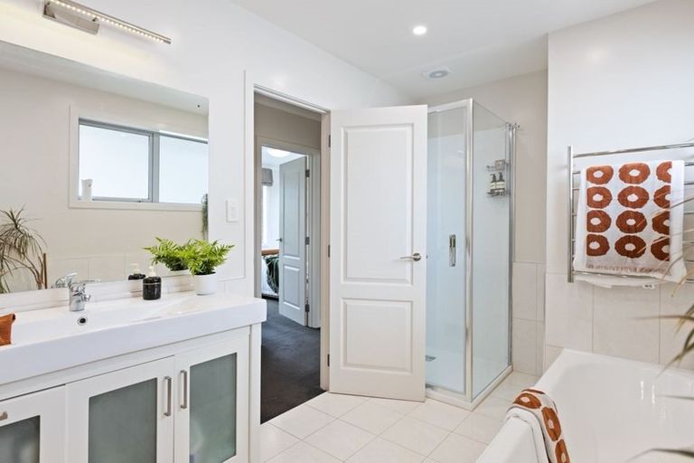 Photo of property in 105 Kowhai Road, Mairangi Bay, Auckland, 0630