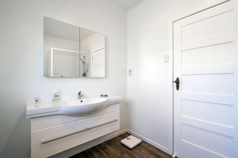 Photo of property in 93a Bayswater Avenue, Bayswater, Auckland, 0622