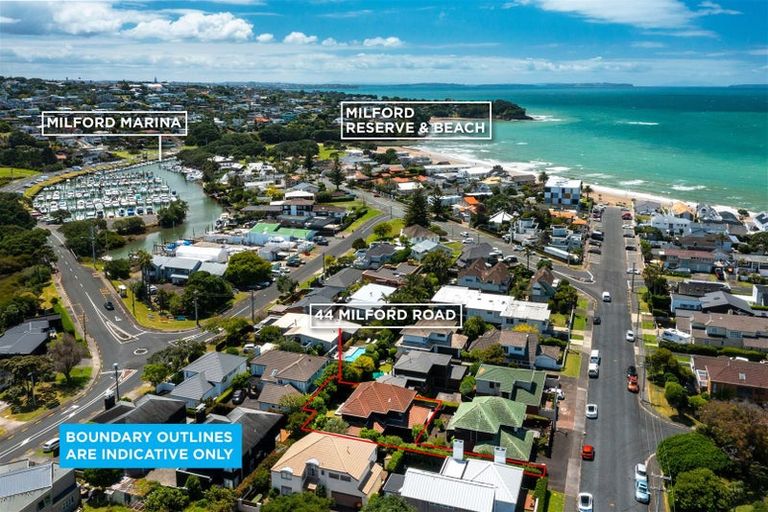 Photo of property in 44 Milford Road, Milford, Auckland, 0620