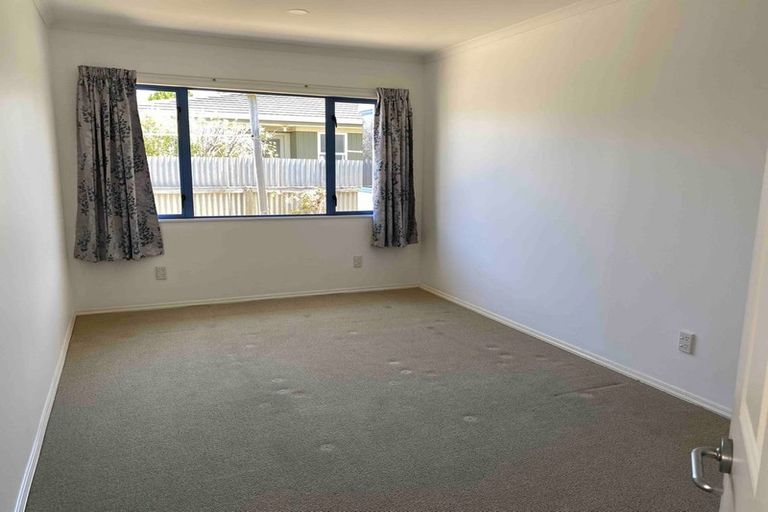 Photo of property in 34a Auckland Road, Greenmeadows, Napier, 4112
