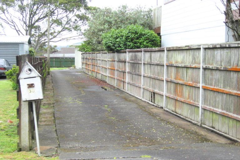 Photo of property in 30 Wallace Road, Mangere Bridge, Auckland, 2022
