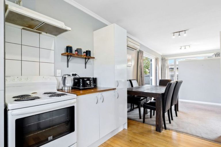 Photo of property in 77 Johns Road, Belfast, Christchurch, 8051