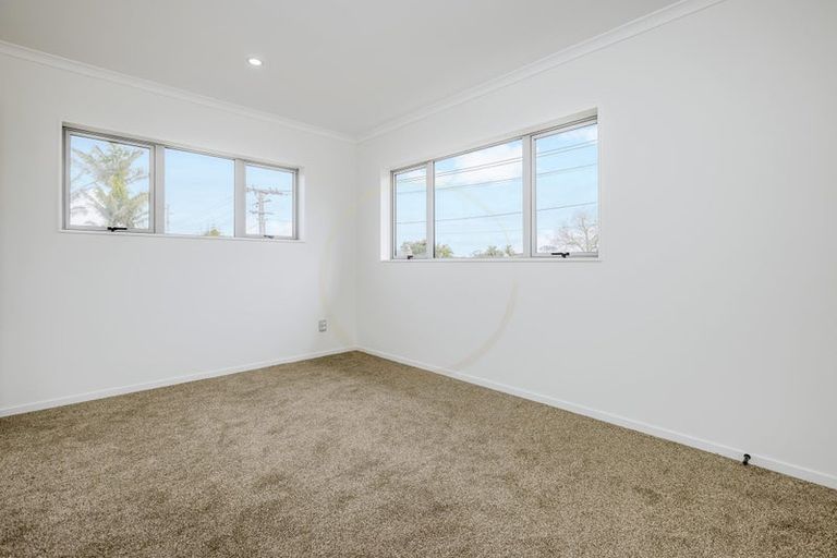 Photo of property in 39 Sunnyside Crescent, Papatoetoe, Auckland, 2025