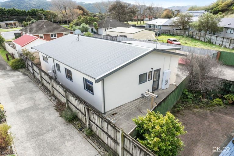 Photo of property in 2/402 Cambridge Terrace, Naenae, Lower Hutt, 5011