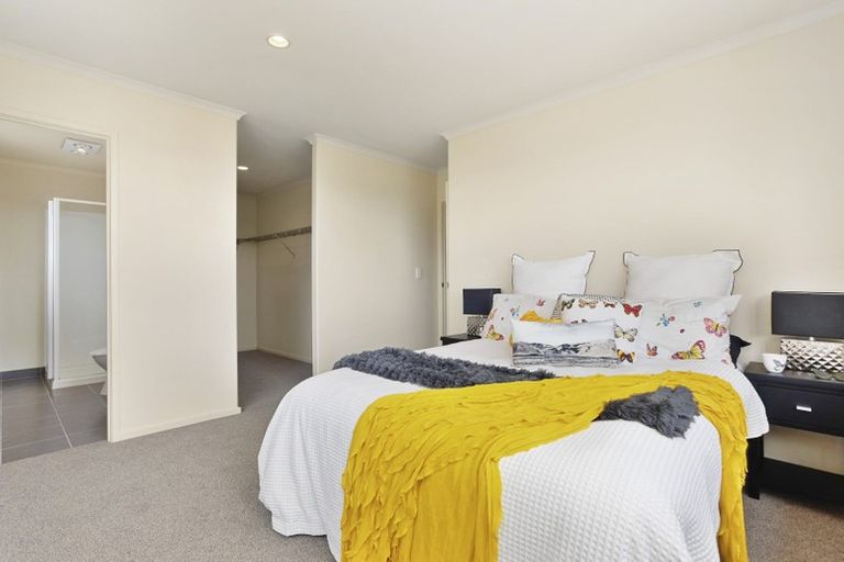 Photo of property in 22 Carol Lee Place, Albany Heights, Auckland, 0632