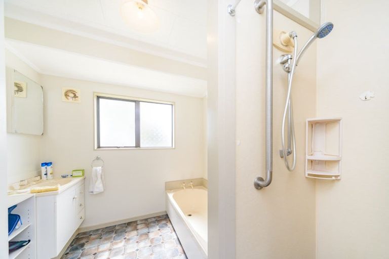 Photo of property in 31 Dalwood Grove, Highbury, Palmerston North, 4412