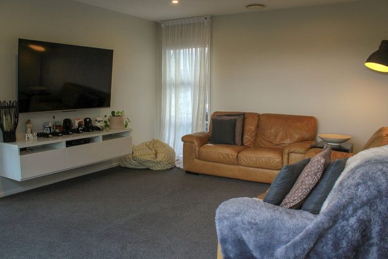 Photo of property in 18 Charlotte Drive, Omokoroa, 3114