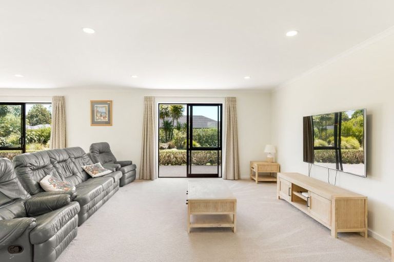 Photo of property in 11 Pathways Drive, Kerikeri, 0230