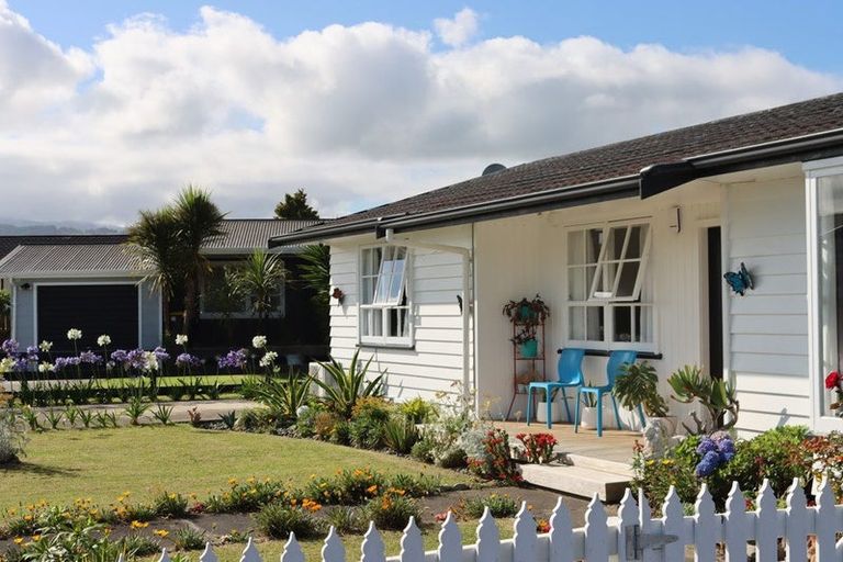 Photo of property in 54 Kennedy Drive, Levin, 5510