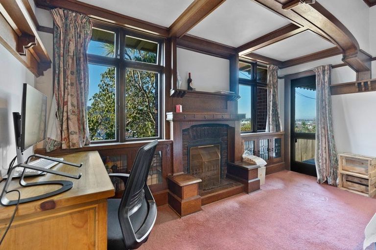 Photo of property in 129 Queen Street, North Dunedin, Dunedin, 9016