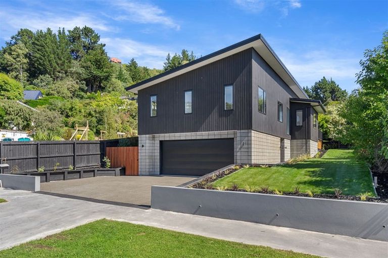 Photo of property in 38 Landsdowne Terrace, Cashmere, Christchurch, 8022
