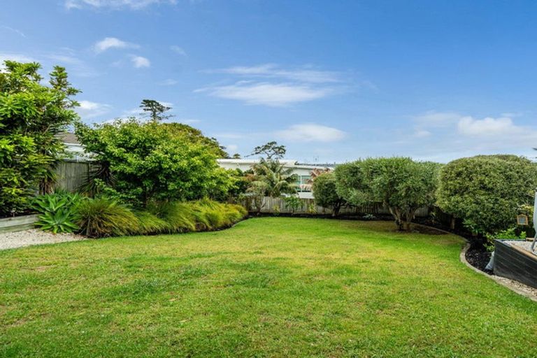 Photo of property in 22 Walter Street, Hauraki, Auckland, 0622