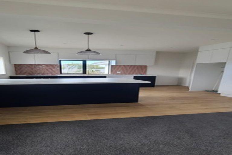 Photo of property in 48 Lonsdale Street, New Brighton, Christchurch, 8083