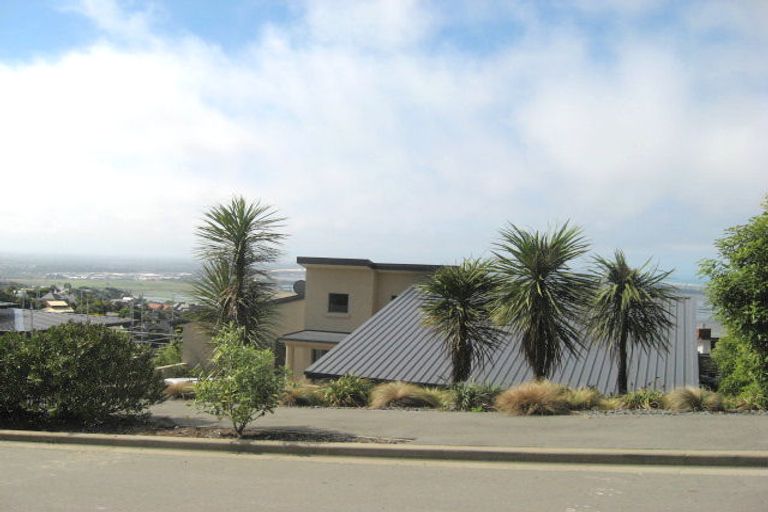 Photo of property in 4 Avery Place, Redcliffs, Christchurch, 8081