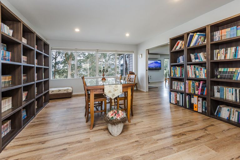 Photo of property in 158 Judge Richardson Drive, Opaheke, Papakura, 2584