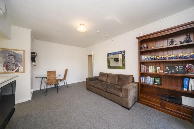Photo of property in 1/288 College Street, West End, Palmerston North, 4410