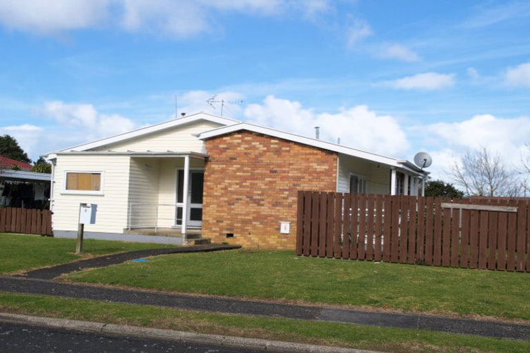 Photo of property in 4 Curlew Place, Favona, Auckland, 2024