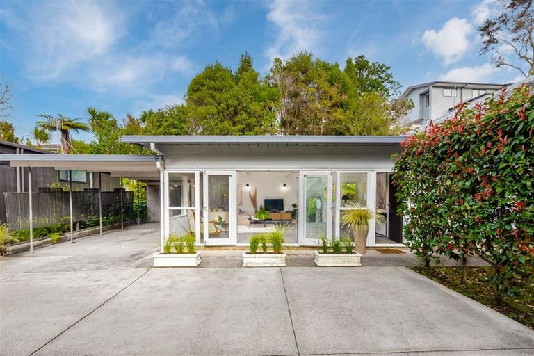 Photo of property in 120b Monarch Avenue, Hillcrest, Auckland, 0627