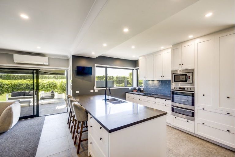 Photo of property in 77 Algernon Road, Longlands, Hastings, 4172