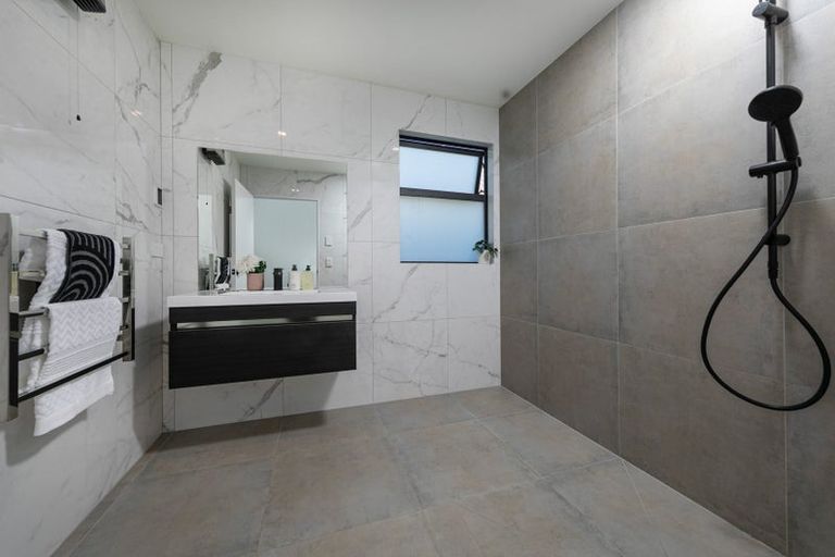 Photo of property in Northlake, 30 Cairnmuir Street, Wanaka, 9305