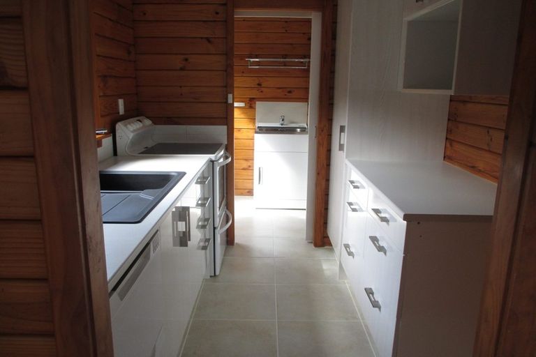 Photo of property in 2/694 East Coast Road, Pinehill, Auckland, 0632