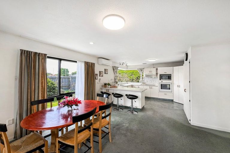 Photo of property in 2/41 Amyes Road, Hornby, Christchurch, 8042