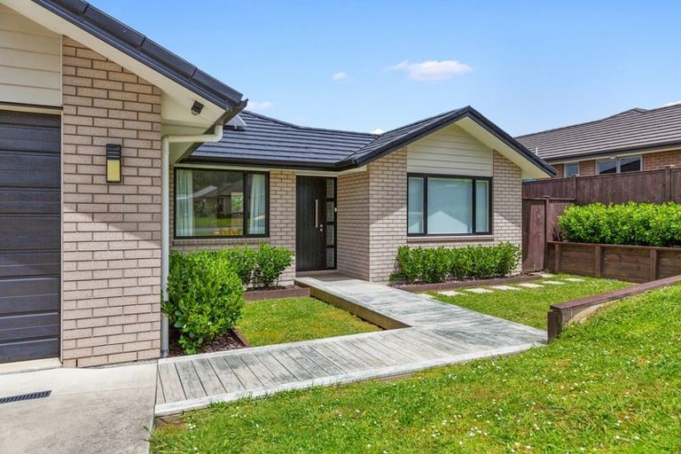 Photo of property in 137 Hillpark Drive, Pokeno, 2402