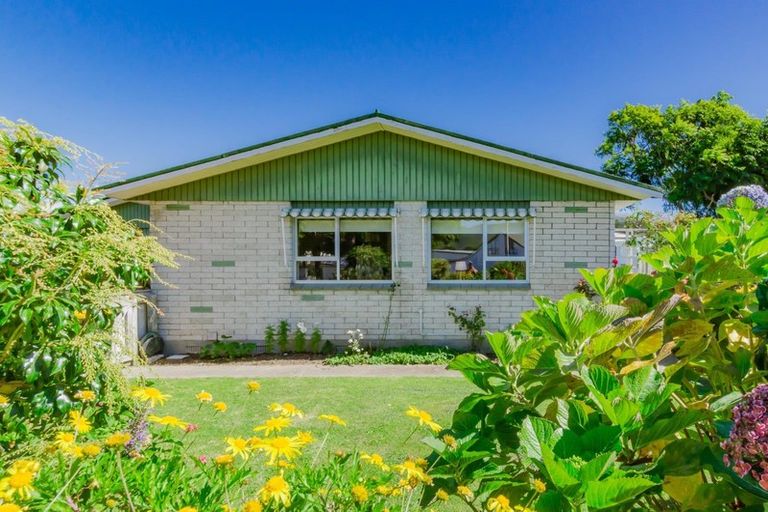 Photo of property in 7 Nimmo Avenue, Waikanae, 5036