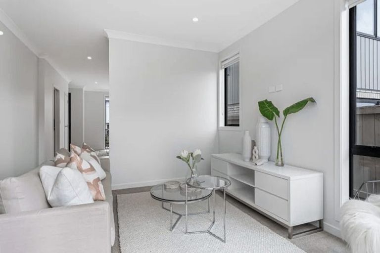 Photo of property in 58 Katikati Drive, Manurewa, 2102