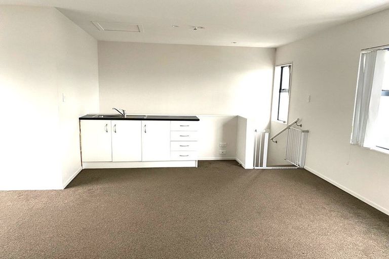 Photo of property in 45 Treestump Road, Takanini, 2112