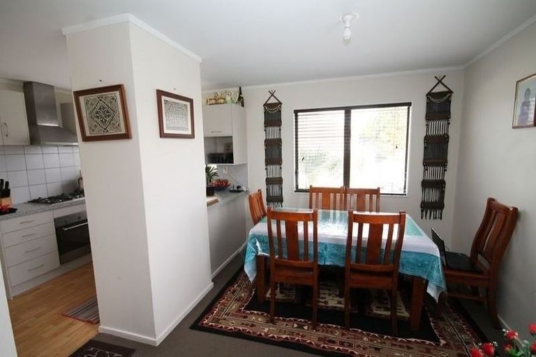 Photo of property in 1/9 Porchester Road, Papakura, 2110