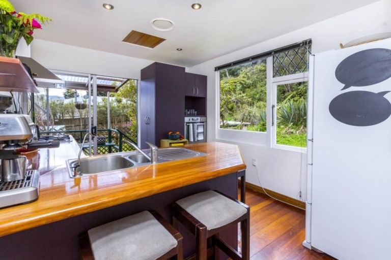 Photo of property in 7 Elmslie Road, Pinehaven, Upper Hutt, 5019