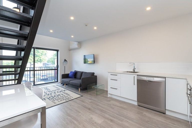 Photo of property in 103/2 Village Quarter Lane, Frankton, Hamilton, 3204