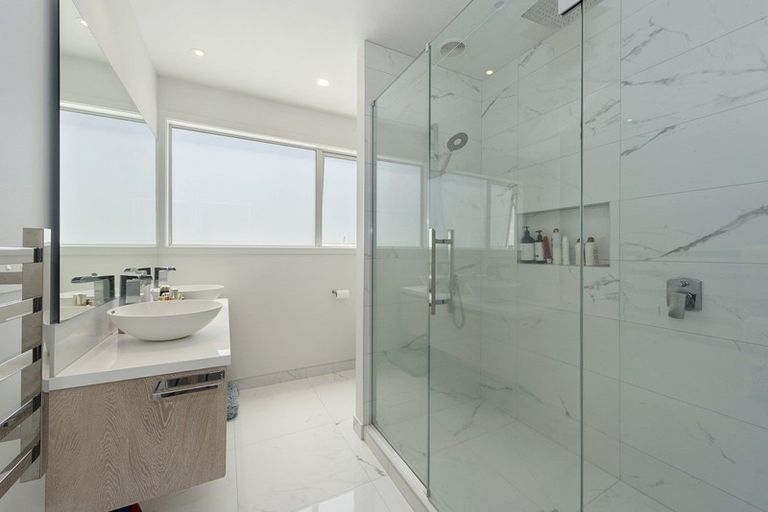 Photo of property in 33 Roy Hilton Drive, Flagstaff, Hamilton, 3210