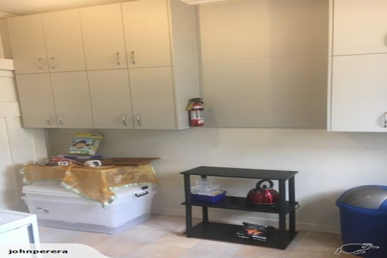 Photo of property in 1/17 Clifton Terrace, Kelburn, Wellington, 6012