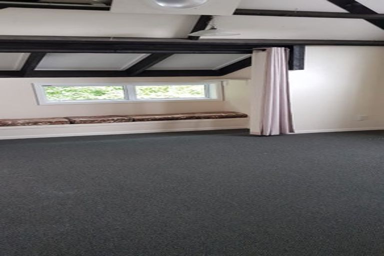 Photo of property in 136 Raroa Road, Aro Valley, Wellington, 6012