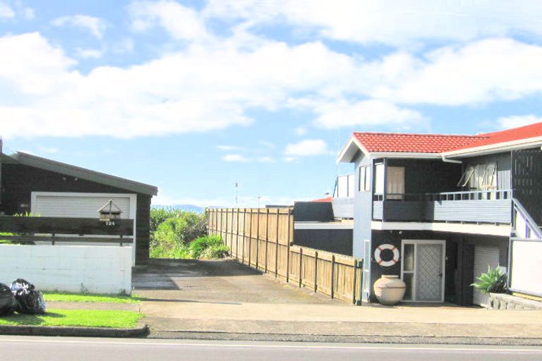 Photo of property in 2/124 Bucklands Beach Road, Bucklands Beach, Auckland, 2012