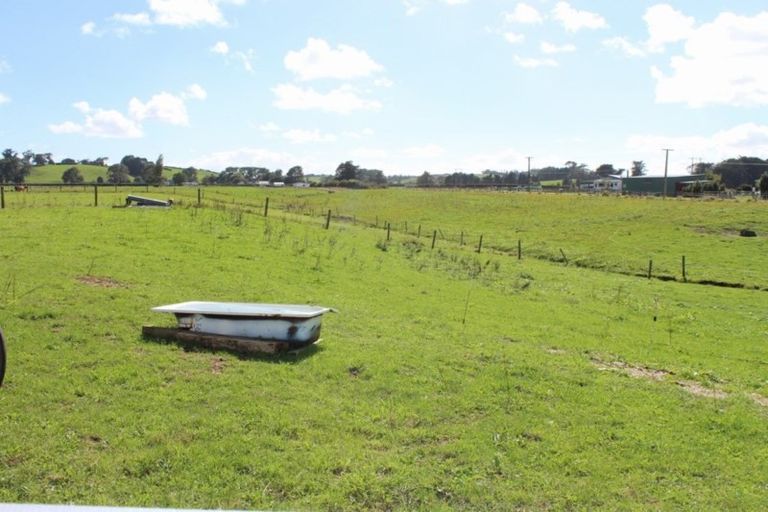 Photo of property in 57 Ladys Mile, Eltham, 4322