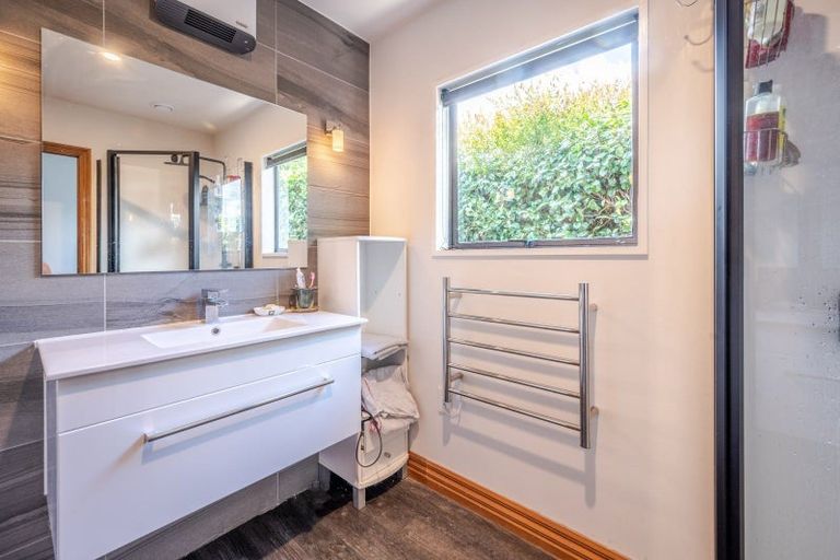 Photo of property in 17 Penlington Place, Akaroa, 7520